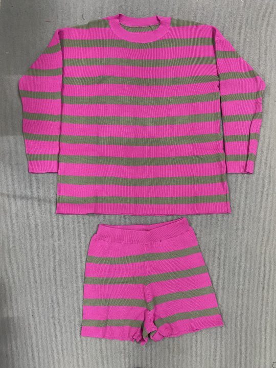YJ 2-piece Striped Long Sleeved Sweater Set